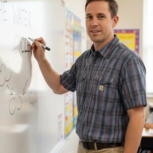 👔 Carhartt XL Plaid Short Sleeve Button Up Shirt